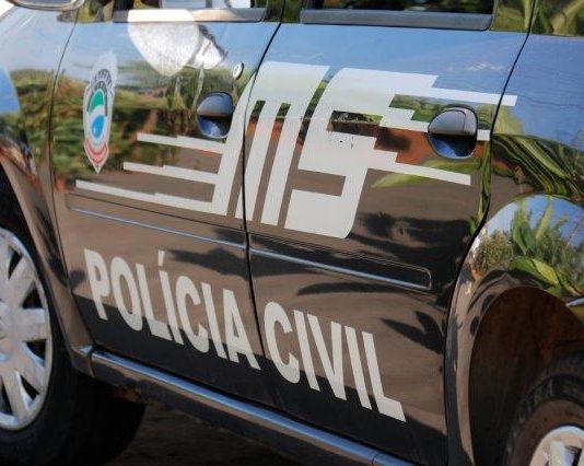 Funcionário de posto de combustível encontra corpo de homem na beira de estrada