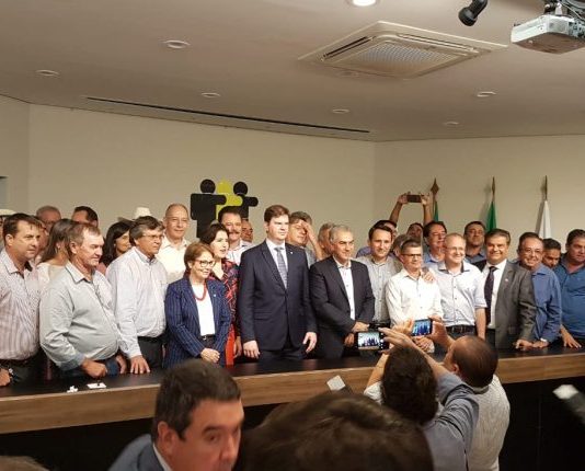 Ministro oficializa R$ 22 milhões para mobilidade urbana em MS