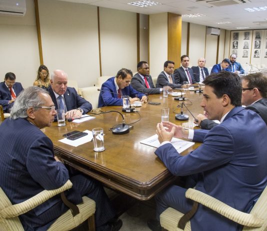 Paulo Guedes recebe CNM e frentes do Pacto Federativo e dos Municípios