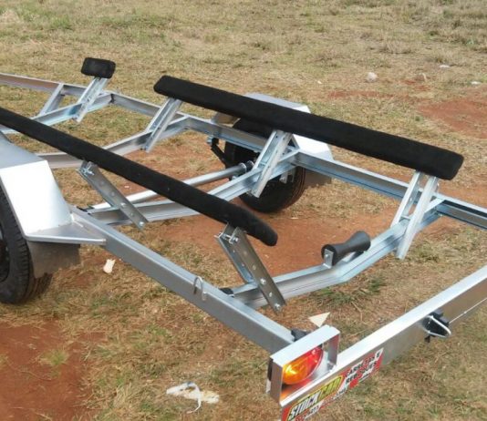 Mulher tem “carretinha” e barco furtado no Assentamento Pedro Ramalho em Mundo Novo