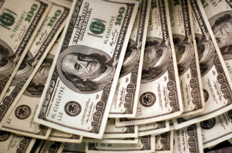 dolar-cedulas-moeda-dinheiro-14032020122735128