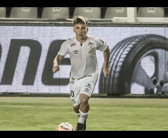 Fifa proíbe Santos de registrar jogadores por dívida em contratação até 2021
