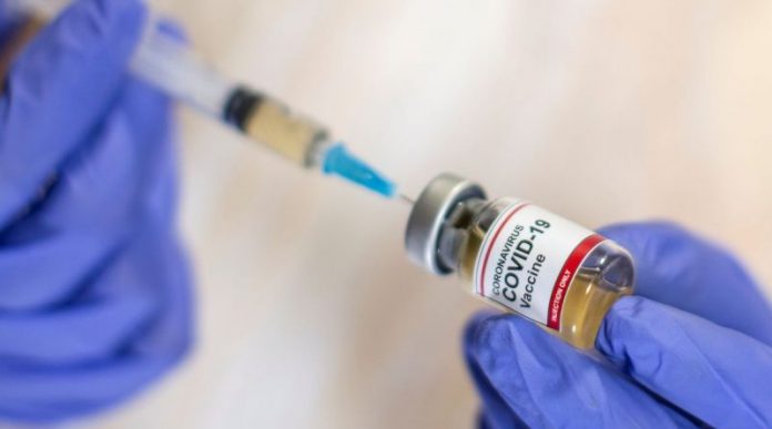 2020-11-05t143610z_1_lynxmpega414y_rtroptp_4_health-coronavirus-vaccine-800x445