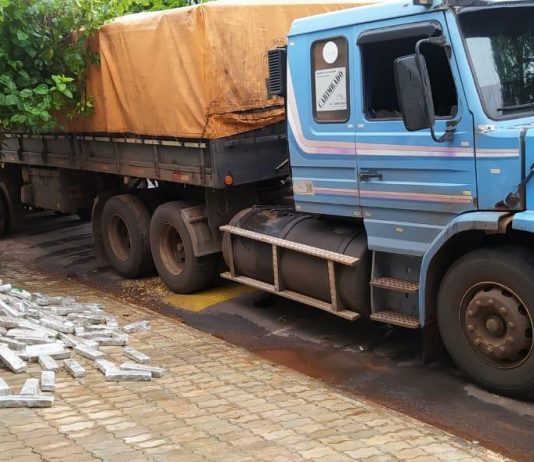 Polícia Militar apreende 850 quilos de drogas em Mundo Novo