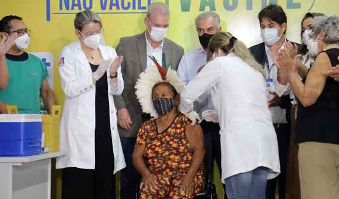 domingas-vacinacao-covid_leonardo-de-franca