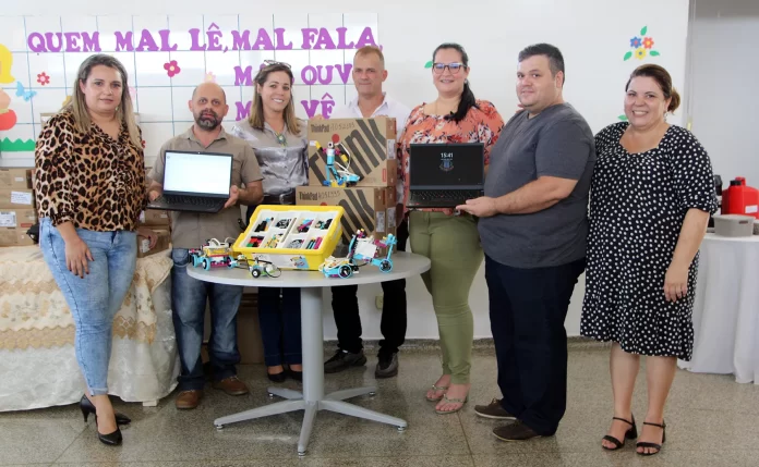 01-08-22-prefeitura-de-navirai-insere-aulas-de-robotica-na-educacao-publica-2