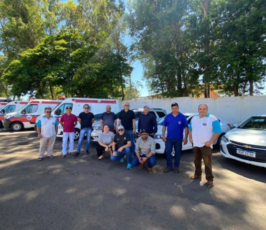 Prefeitura de Naviraí reforça a frota da Saúde com micro-ônibus, ambulâncias e outros veículos