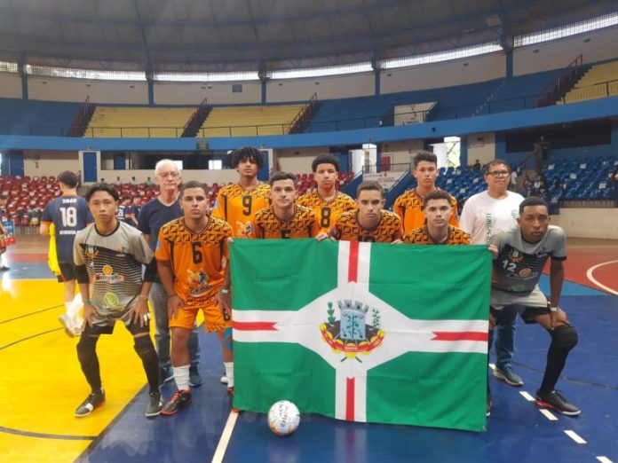 230523-futsal-sub-17-de-navirai-estreia-com-vitoria-nos-jogos-escolares-da-juventude-de-ms-768x576