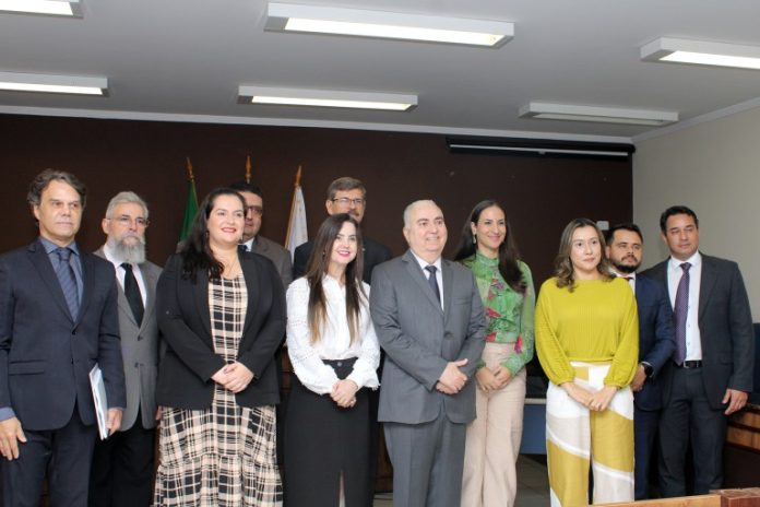 230523-prefeita-rhaiza-prestigia-instalacao-do-gabinete-de-integracao-da-administracao-do-tjms-em-navirai-10-768x512