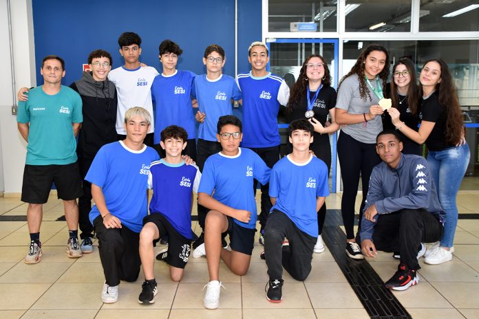 alunos-escola-sesi-esporte (1)