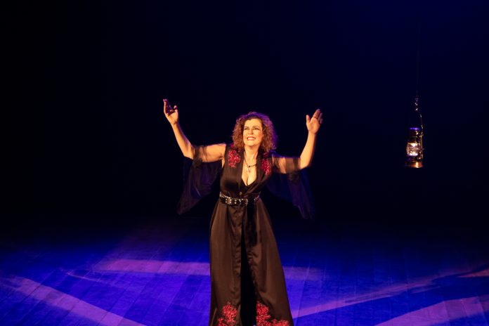 3 - Cristina Mayrink em O Som e a Fúria de Lady Macbeth - Foto de Nando Machado