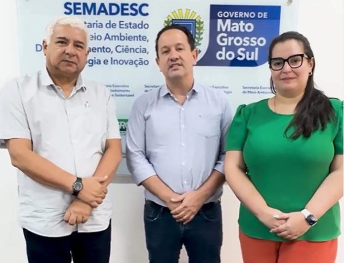 230224-governo-do-estado-reafirma-compromisso-junto-a-prefeitura-de-navirai-para-estruturar-o-novo-parque-industrial-1-768x588