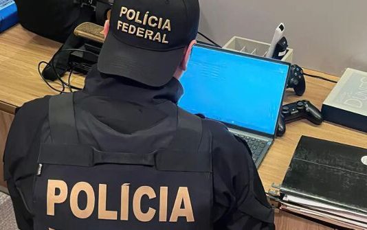 PF prende homem que importava peças de armas ilegalmente dos EUA