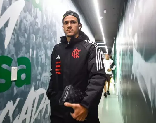 Flamengo defende liderança do Brasileirão diante do Cruzeiro