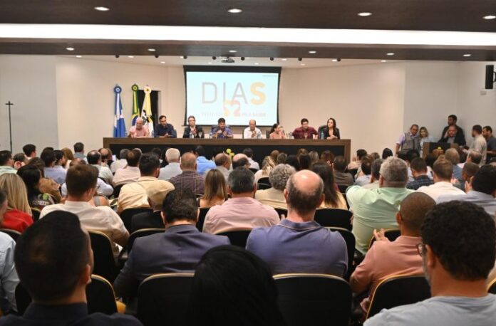 Regionalizacao-Saude-Assomasul-Foto-Max-Arantes-Casa-Civil-2-730x480