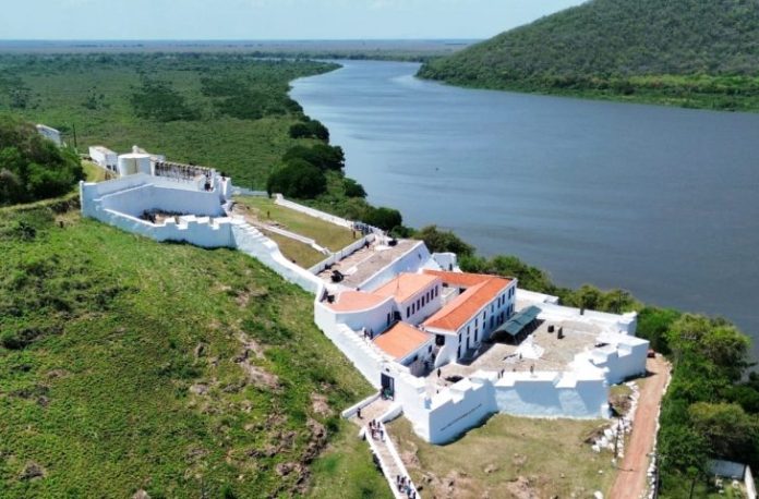 Forte-Coimbra-02_Saul-Schramm-730x480 (1)
