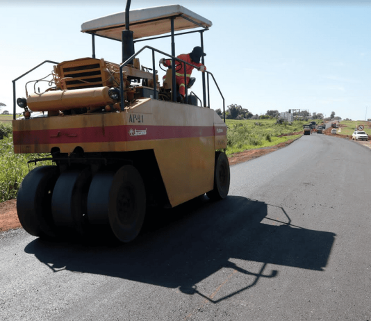 Motiva Pantanal realiza na BR-163 pare-e-siga em Itaquiraí e Mundo Novo