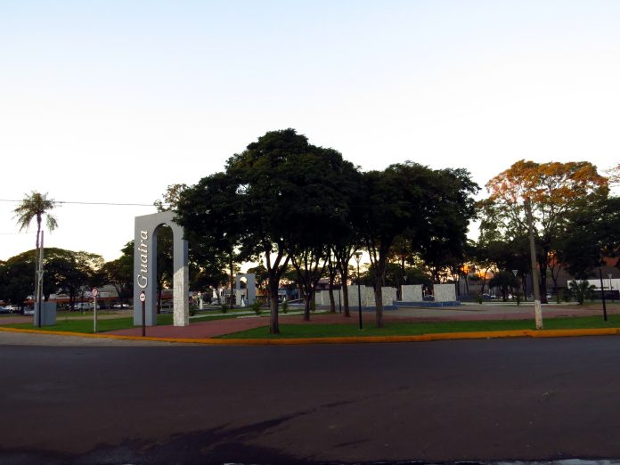 Praça_Castelo_Branco_Guaíra_Pr