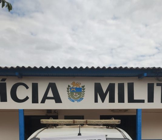 Homem é preso após ameaçar vizinho com espingarda calibre 12 em Eldorado