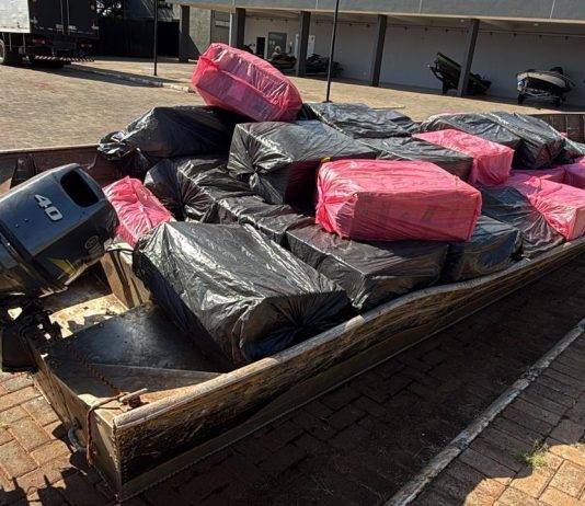 PF e BPFRON apreendem 3.500 pacotes de cigarros contrabandeados do Paraguai