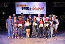 Letícia Ariely vence pela 2ª vez o Festival Estudantil de Música na abertura dos 34 anos de Japorã