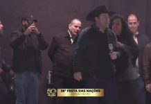 Deputado bolsonarista faz campanha para presidente em cima do palco, vereadora petista reage e confusão vira debate em Mundo Novo