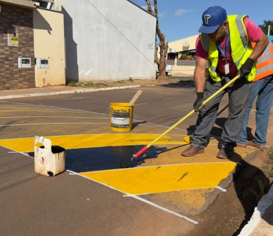 Prefeitura de Itaquiraí avança com melhorias na sinalização viária e adaptação de vias em mão única