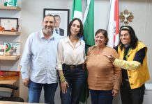 Prefeita Rosaria recebe pré-candidata a deputada federal Luana Ruiz em reunião no gabinete