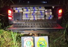BPFRON e Polícia Federal apreendem mais de 420 kg de maconha em Santa Helena-PR
