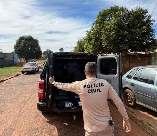 Polícia Civil cumpre mandados judiciais e interdita estabelecimento após investigação de homicídio qualificado em Iguatemi