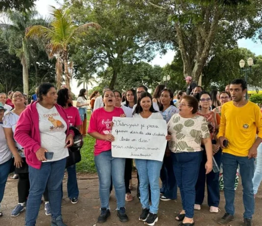 Prefeitura de Naviraí mira horas extras e férias e abre confronto com servidores