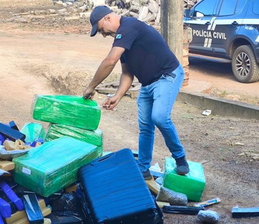 Polícia Civil incinera mais de 1,4 tonelada de drogas apreendidas na região de fronteira de Coronel Sapucaia