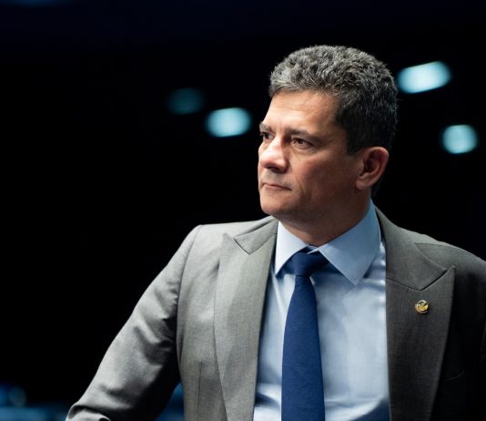 Moro diz que classificação do PCC e CV como terroristas “abre caminho para sufocar financeiramente o crime organizado”