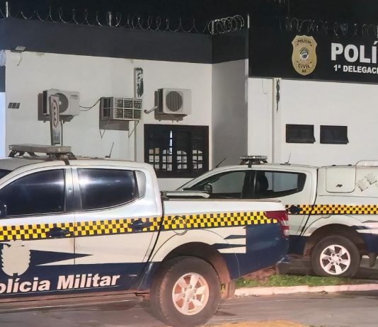 Mulher denuncia agressões e homem é levado para a delegacia por violência doméstica em Naviraí