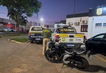 Moto furtada em São Paulo é recuperada pelo Detran durante fiscalização em Naviraí