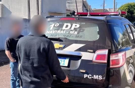 Suspeita de integrar grupo especializado em furto de caminhonetes no PR é presa em Mundo Novo