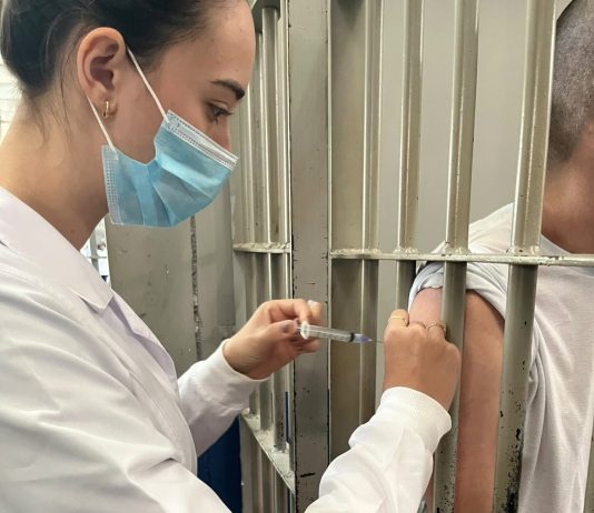 Município de Guaíra aplica 930 doses da vacina contra a Influenza na Unidade Prisional