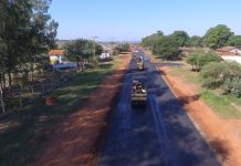 Obras de asfalto e drenagem beneficiam moradores de vários bairros de Iguatemi