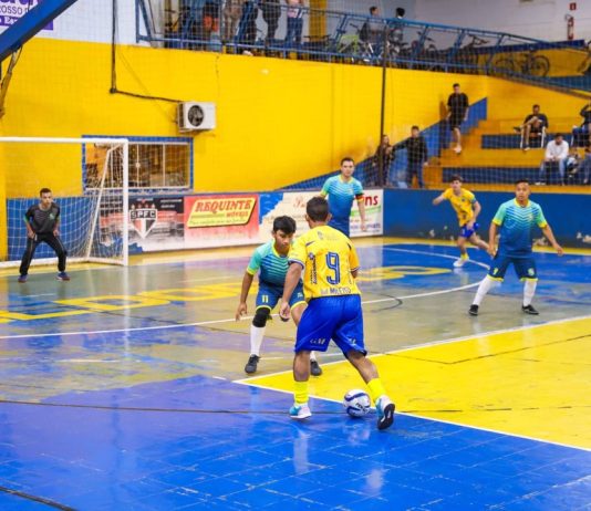 Imagens de câmeras serão usadas para identificar envolvidos em episódio de arremesso de objetos em jogo no ginásio