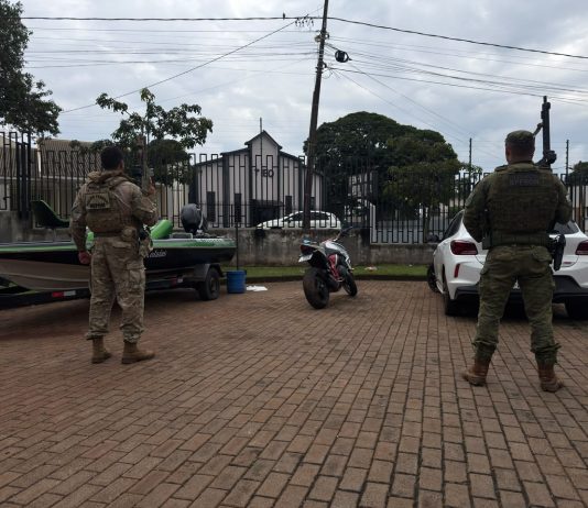 PF e BPFRON realizou prisão de homem por tráfico de drogas após tentativa de fuga em Guaíra