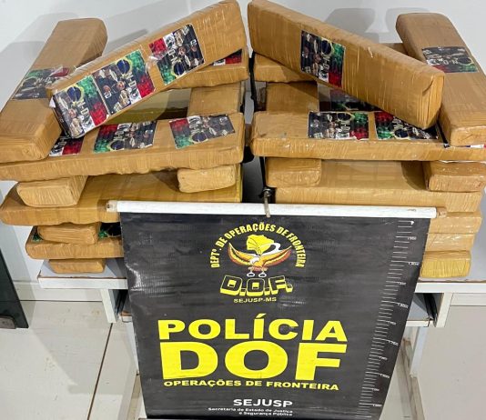 Passageira de carro de aplicativo é presa pelo DOF com malas recheadas de maconha em Maracaju