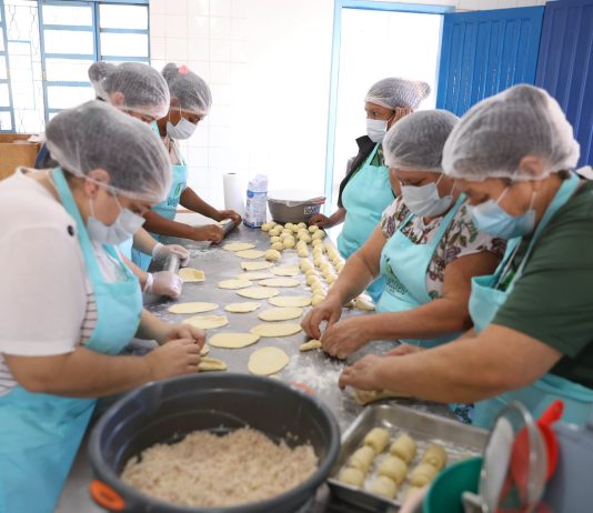 Prefeitura de Eldorado e Sebrae formam quase 20 mulheres em curso de culinária