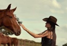 Iguatemiense Samyra Gonçalves sonha em ser Rainha do Rodeio de Barretos 2026