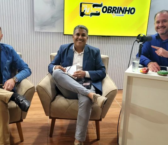 Convidado Especial: Secretário de Assistência Social de Japorã Jozuel Rodrigues e o Coordenador do Programa Bolsa Família Leandro Vieira