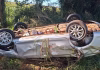 Carro com excesso de passageiros capota na BR-163 e deixa seis pessoas feridas entre Juti e Caarapó