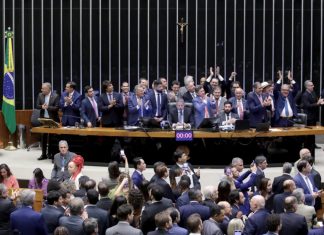 Regulamentação da reforma tributária precisa garantir compensação a filantrópicas, diz artigo