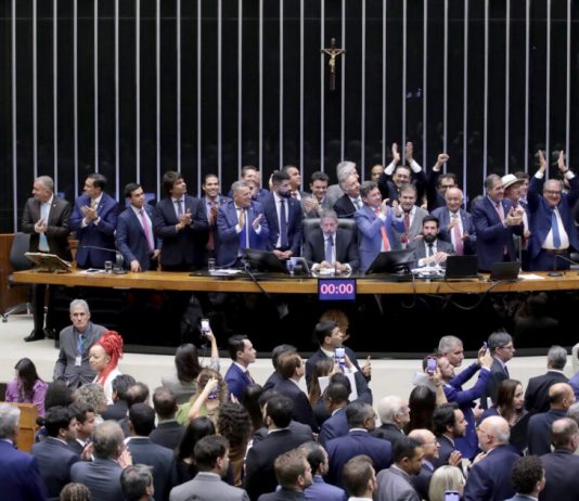 Regulamentação da reforma tributária precisa garantir compensação a filantrópicas, diz artigo