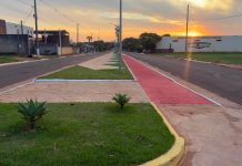 Reforma da Avenida Mato Grosso avança com pintura da pista de caminhada em Itaquiraí