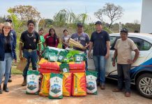 Agricultura de Eldorado acompanha Agraer na entrega de sementes na Aldeia Cerrito