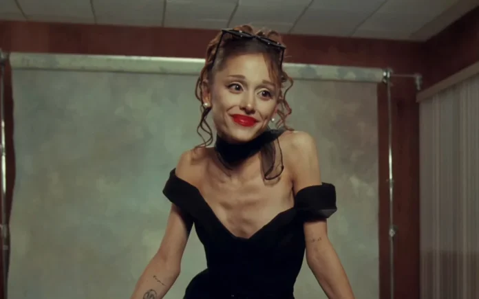 Ariana-Grande-Petal-1140x713.jpg